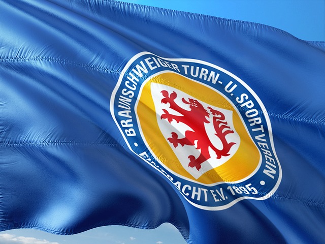 他的不懈努 他的不懈努