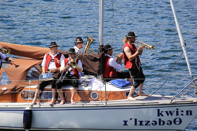 标志着俱乐 标志着俱乐